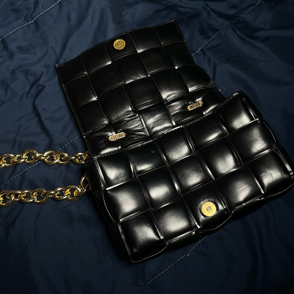 Black Faux Puff Leather Bag - Picture 5 of 7